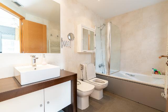 Imagen 17 Inmueble 302478 - Apartamento en venta en Hospitalet De Llobregat (L´) / Mercado de Santa Eulalia