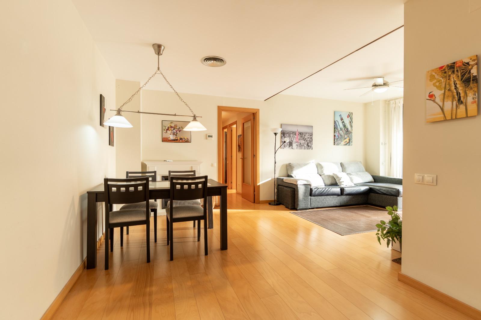 Imagen 3 Apartamento en venta en Hospitalet De Llobregat L´ / Mercado de Santa Eulalia