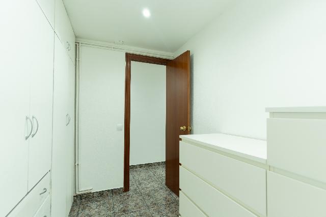 Imagen 8 Inmueble 303015 - Apartamento en venta en Hospitalet De Llobregat (L´) / Mercado Collblanc