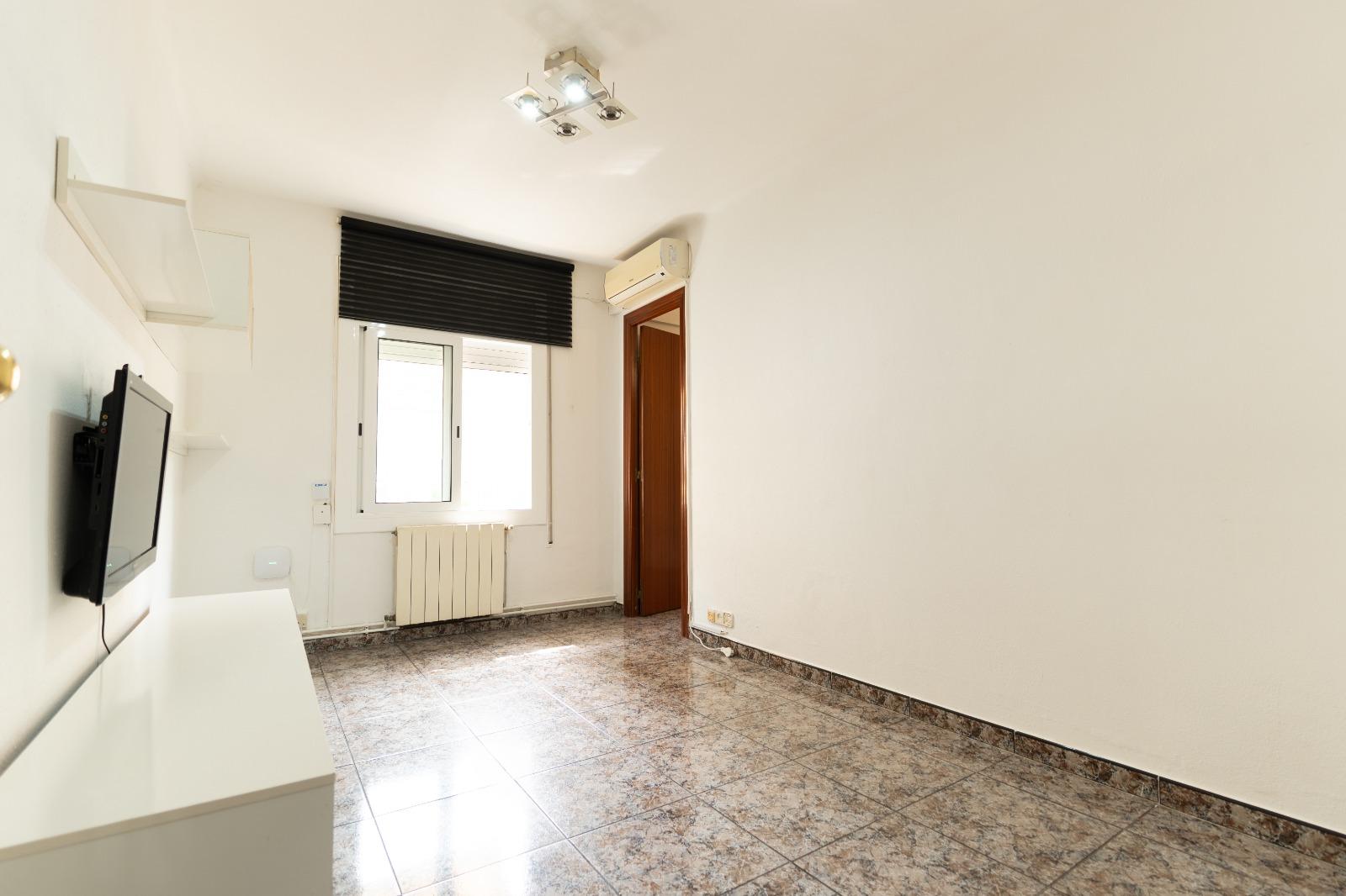 Imagen 3 Apartamento en venta en Hospitalet De Llobregat L´ / Mercado Collblanc