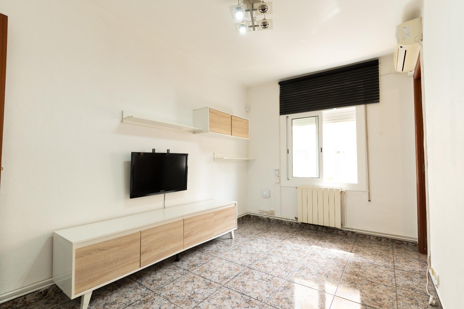 Imagen 1 Apartamento en venta en Hospitalet De Llobregat L´ / Mercado Collblanc