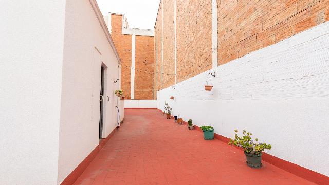 Imagen 27 Inmueble 303084 - Casa Adosada en venta en Hospitalet De Llobregat (L´) / A dos calles del Parque de la Torrasa.