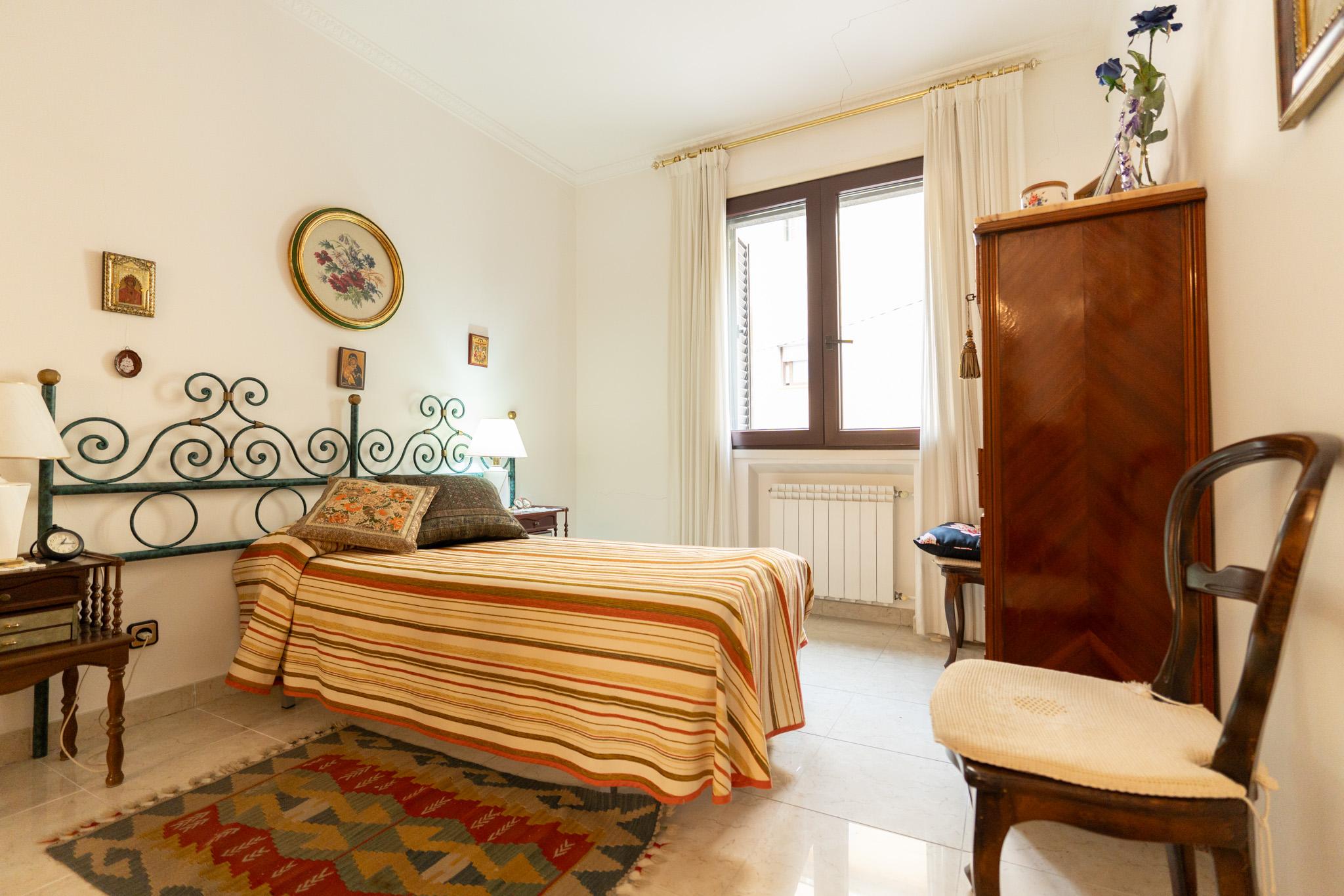 Imagen 6 Casa Adosada en venta en Hospitalet De Llobregat L´ / A dos calles del Parque de la Torrasa.