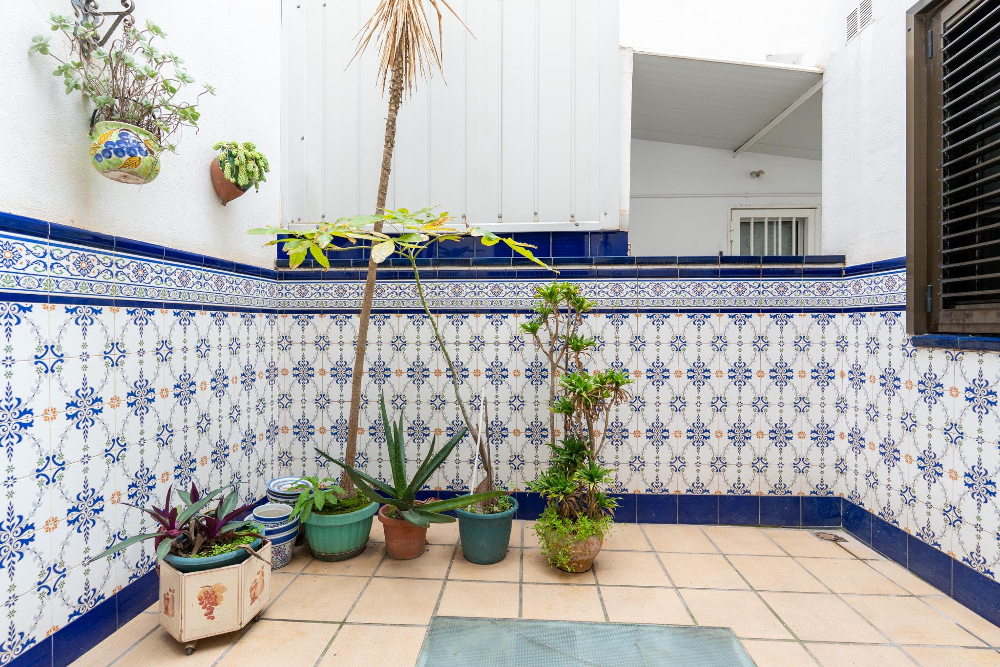 Imagen 17 Casa Adosada en venta en Hospitalet De Llobregat L´ / A dos calles del Parque de la Torrasa.