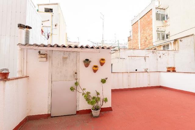 Imagen 28 Inmueble 303084 - Casa Adosada en venta en Hospitalet De Llobregat (L´) / A dos calles del Parque de la Torrasa.