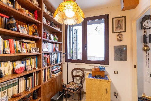 Imagen 10 Inmueble 303084 - Casa Adosada en venta en Hospitalet De Llobregat (L´) / A dos calles del Parque de la Torrasa.
