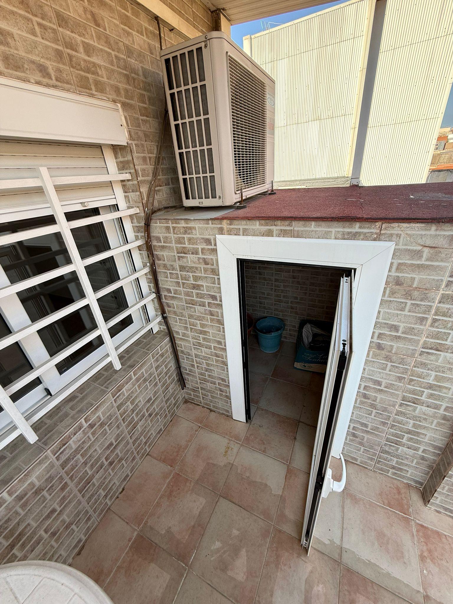Imagen 26 Ático en venta en Hospitalet De Llobregat L´ / A solo 6 minutos del mercado de coll blan...
