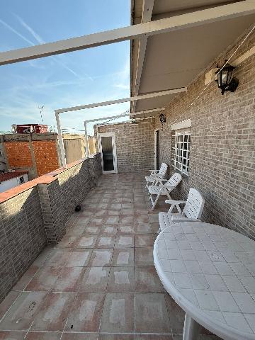 Imagen 1 Inmueble 303985 - Ático en venta en Hospitalet De Llobregat (L´) / A solo 6 minutos del mercado de coll blan...