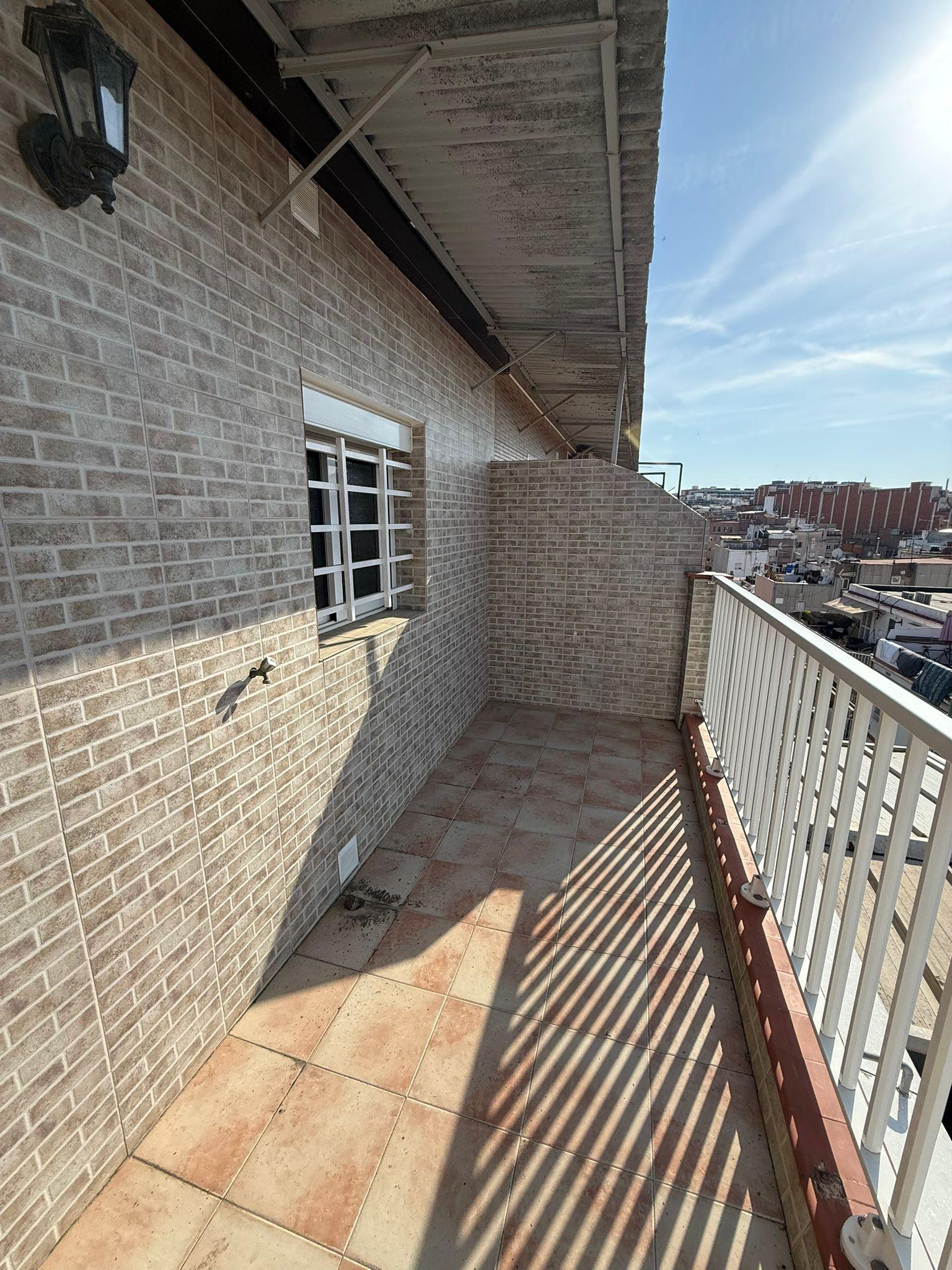 Imagen 8 Ático en venta en Hospitalet De Llobregat L´ / A solo 6 minutos del mercado de coll blan...