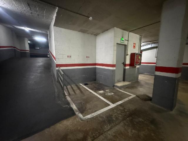 Imagen 4 Inmueble 304233 - Parking Moto en venta en Hospitalet De Llobregat (L´) / A 3 minutos del metro Santa Eulali...