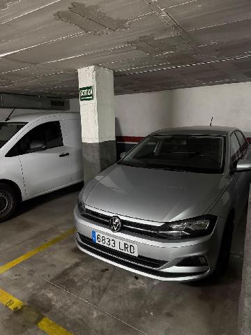 Imagen 2 Inmueble 305528 - Parking Coche en venta en Hospitalet De Llobregat (L´) / A 5 minutos de la plaza del ayunt...