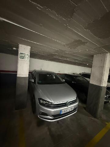 Imagen 3 Inmueble 305528 - Parking Coche en venta en Hospitalet De Llobregat (L´) / A 5 minutos de la plaza del ayunt...