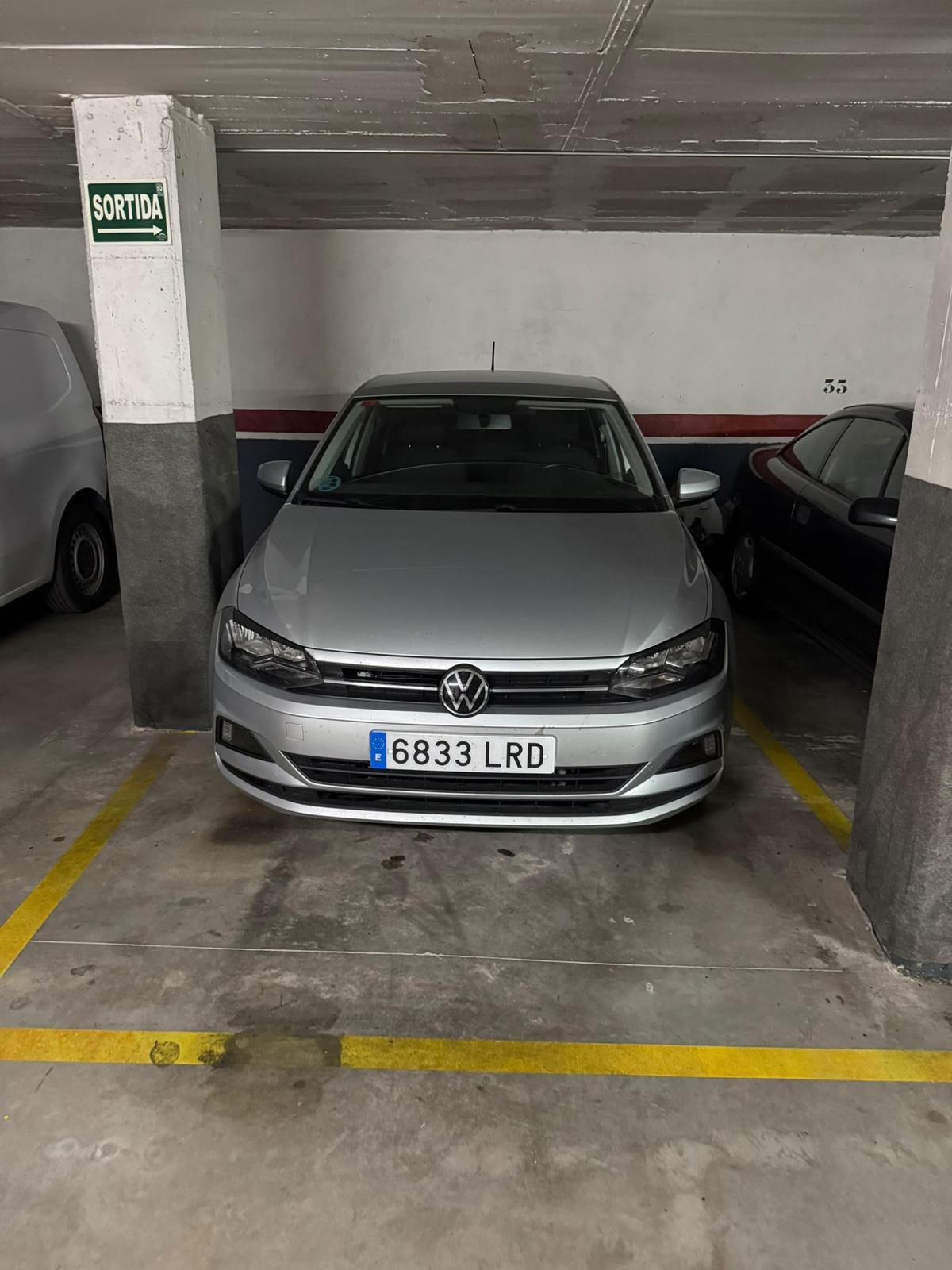 Imagen 1 Parking Coche en venta en Hospitalet De Llobregat L´ / A 5 minutos de la plaza del ayunt...