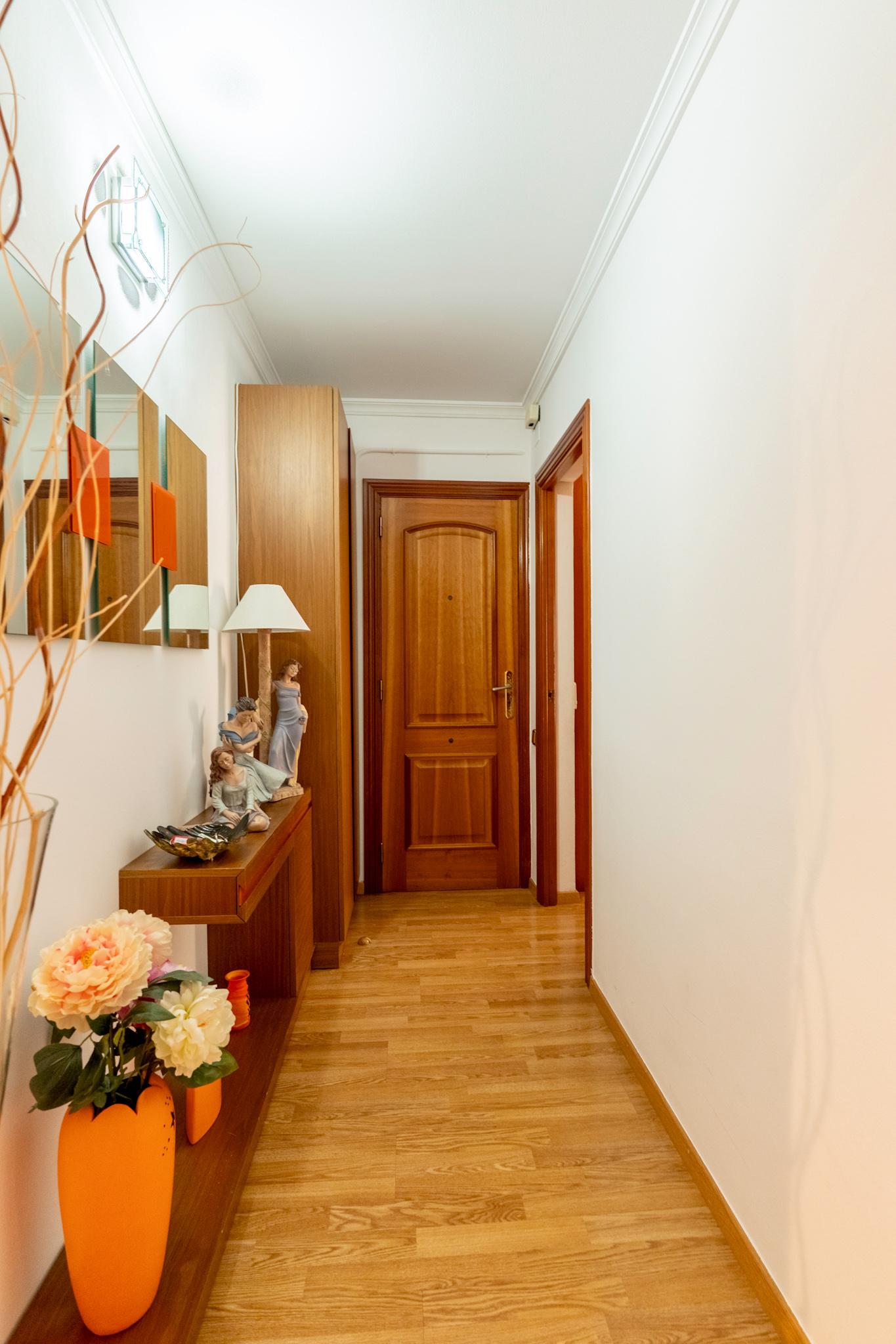 Imagen 3 Apartamento en venta en Hospitalet De Llobregat L´ / A 10 minutos caminando hasta el C.C...