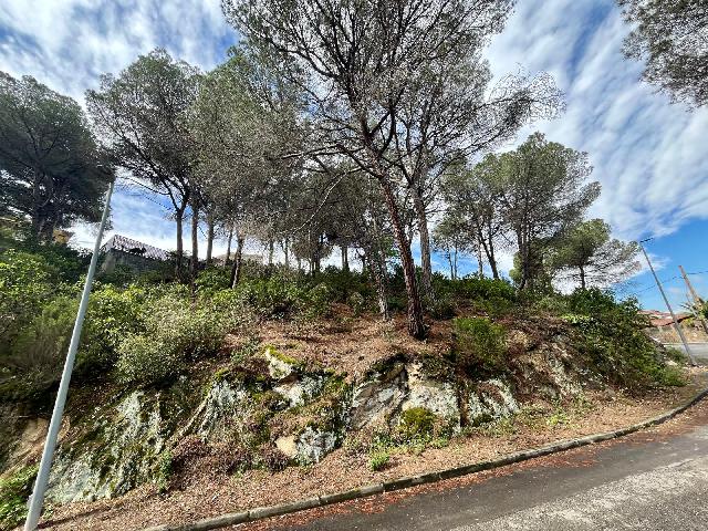 Imagen 3 Inmueble 292200 - Solar Urbano en venta en Vilanova Del Vallès / Magnifico terreno en Vilanova de 1000m2