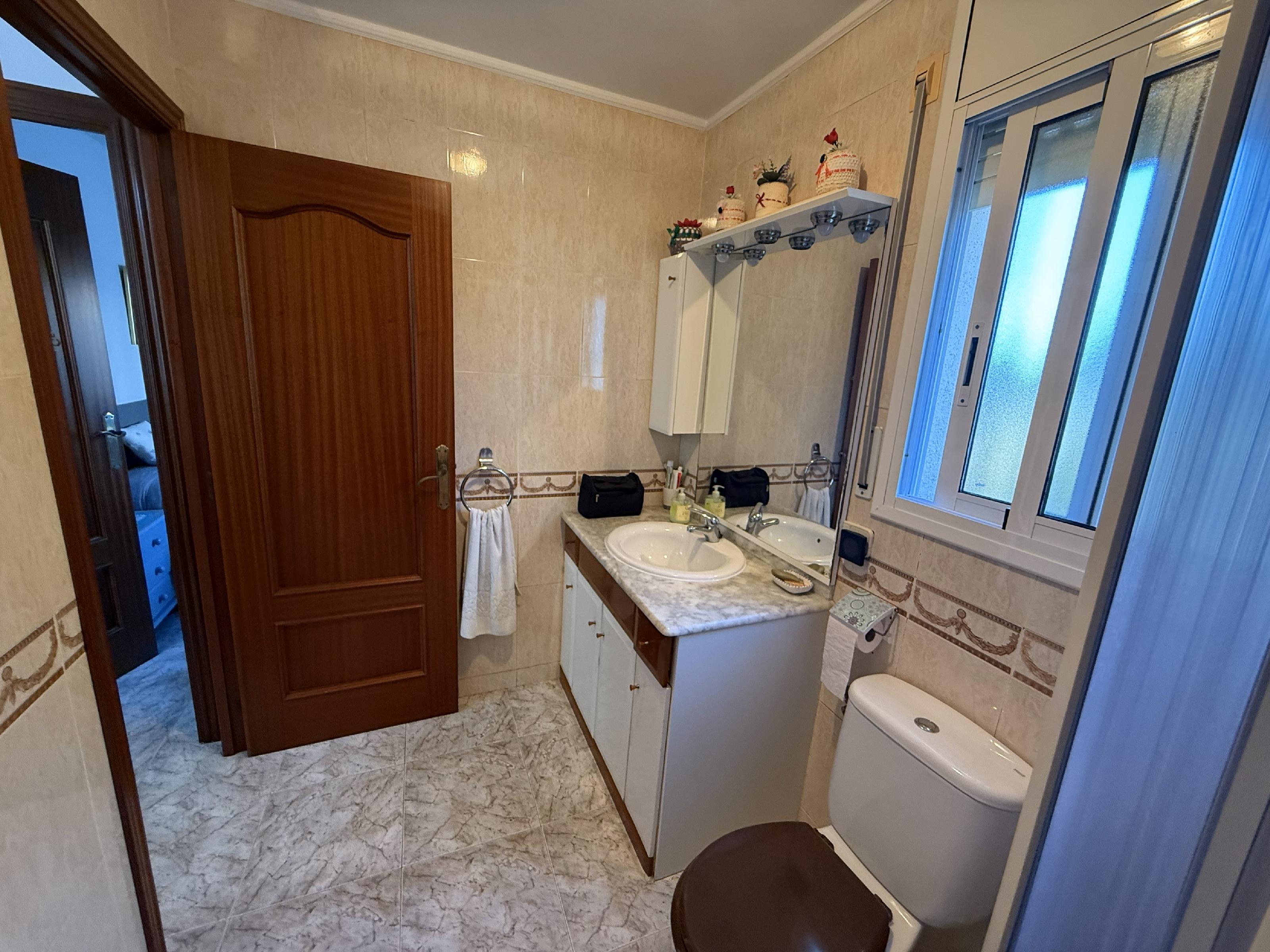 Imagen 15 Casa Aislada en venta en Bisbal Del Penedès La / Urb el priorat de la bisbal del Penedes.