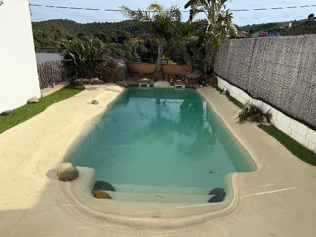 Imagen 13 Inmueble 299443 - Casa Aislada en venta en Bisbal Del Penedès (La) / En la urb el esplai rodeada de naturaleza.