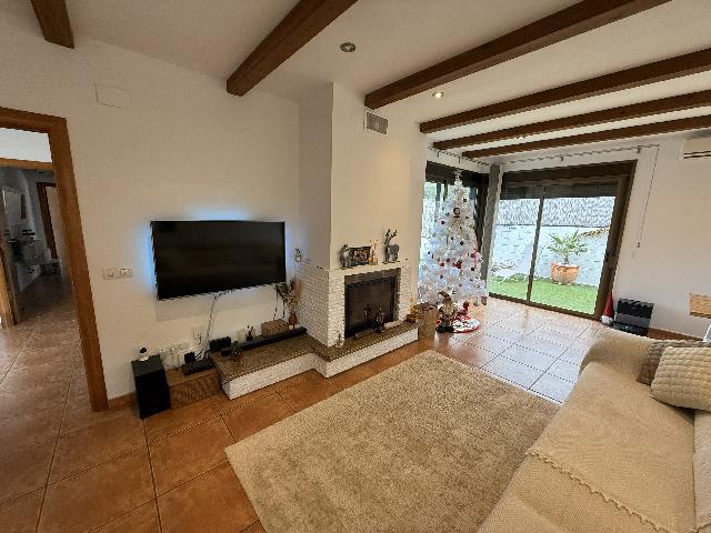 Imagen 21 Inmueble 299443 - Casa Aislada en venta en Bisbal Del Penedès (La) / En la urb el esplai rodeada de naturaleza.