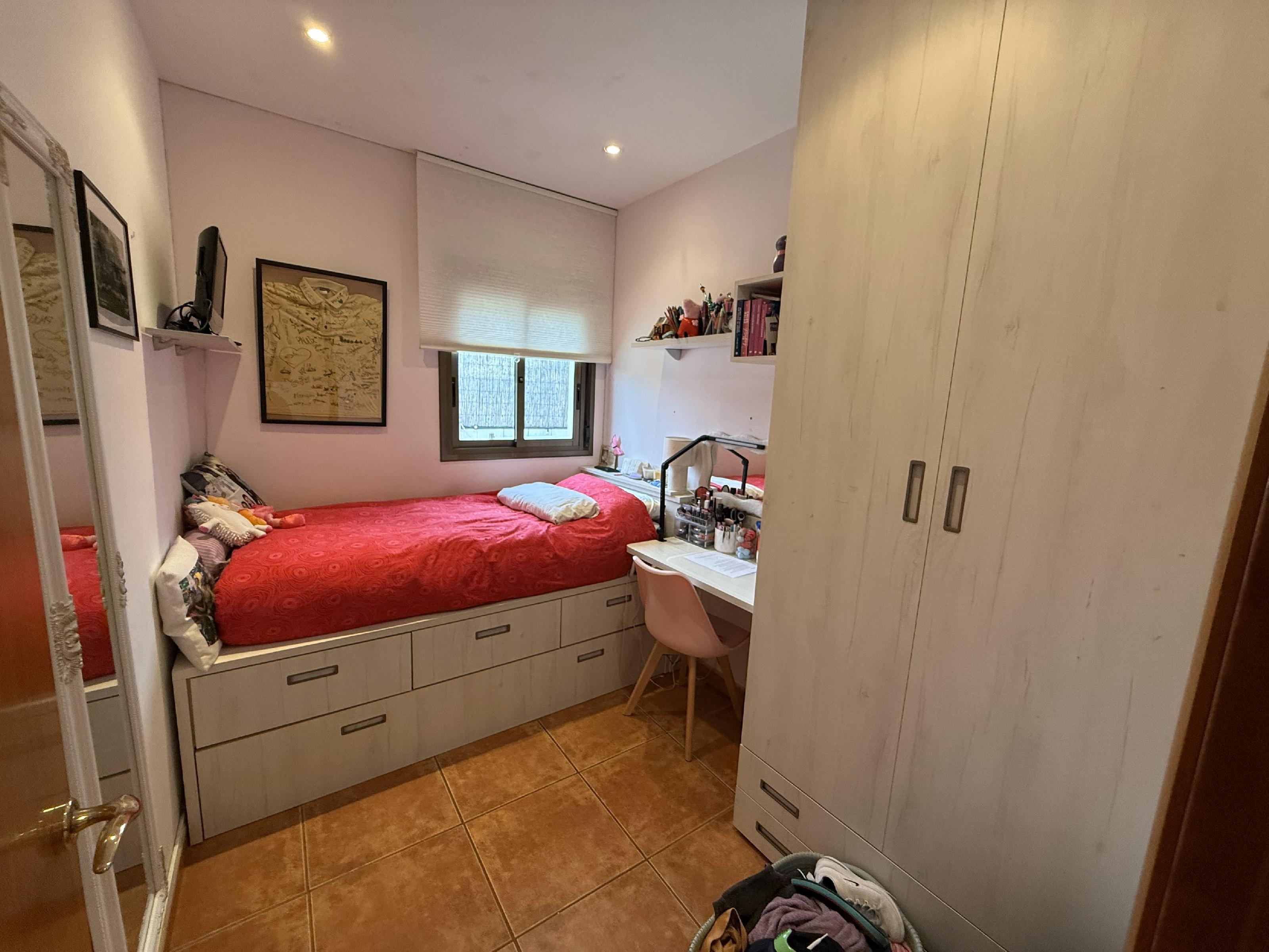 Imagen 32 Casa Aislada en venta en Bisbal Del Penedès La / En la urb el esplai rodeada de naturaleza.