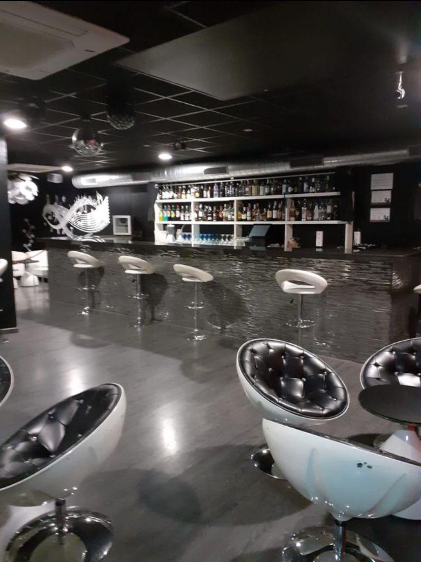 Imagen 10 Local Comercial en venta en Roda De Barà / En el mismo centro del Pueblo.