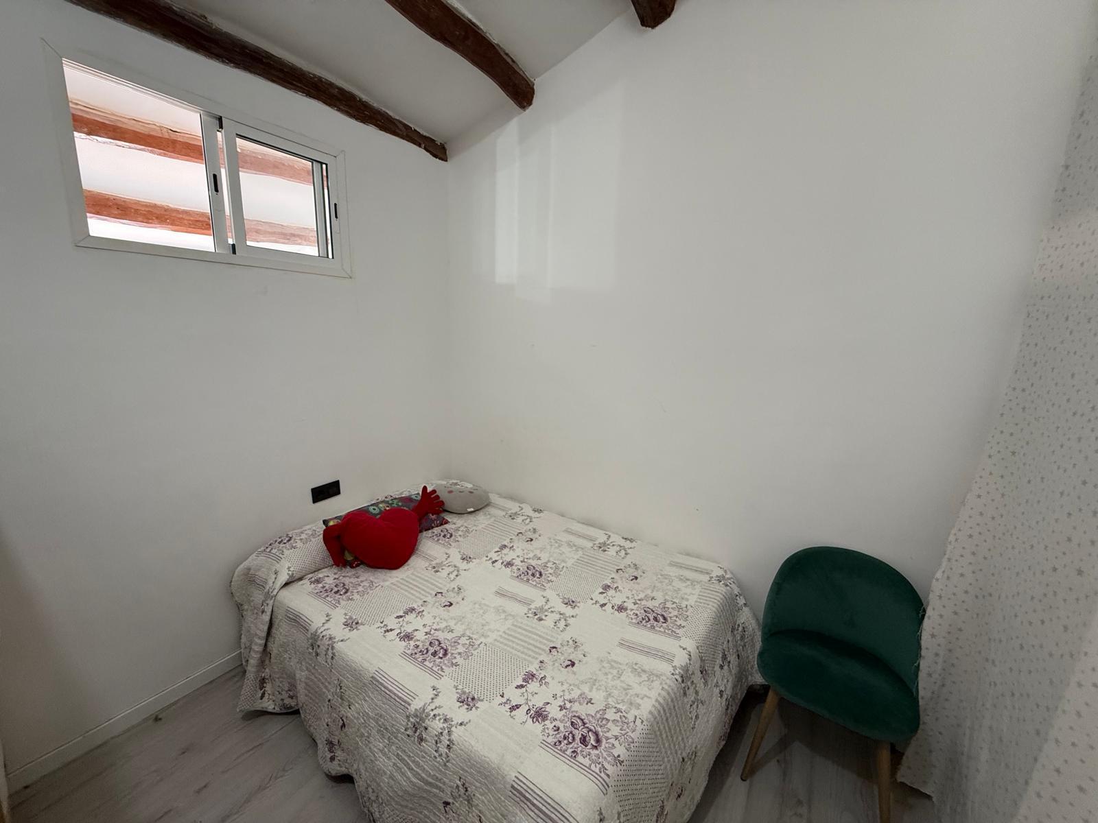 Imagen 16 Casa Adosada en venta en Banyeres Del Penedès / En el mismo centro.