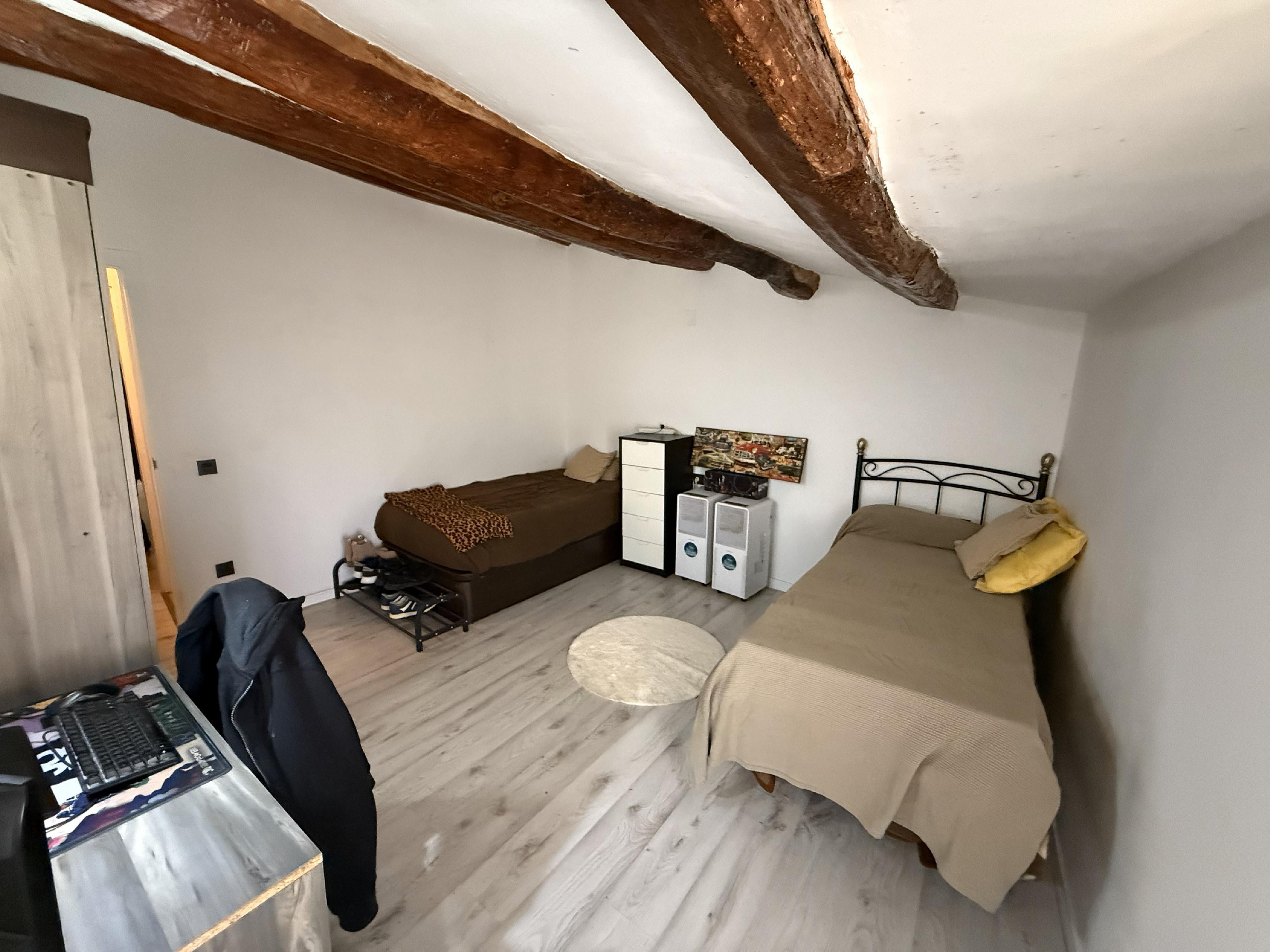 Imagen 22 Casa Adosada en venta en Banyeres Del Penedès / En el mismo centro.