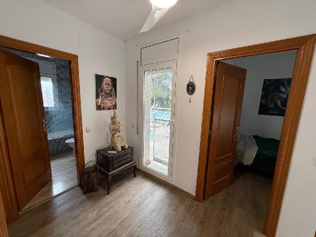 Imagen 21 Inmueble 299944 - Casa Pareada en venta en Pobla De Montornès (La) / En la Urb Castell de Montornes