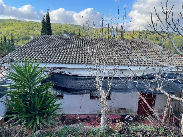 Imagen 5 Inmueble 300071 - Casa Aislada en venta en Bisbal Del Penedès (La) / En la urb el Esplai