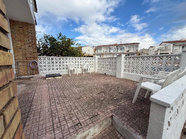 Imagen 11 Inmueble 300092 - Casa Pareada en venta en Vendrell (El) / En el corazón de comarruga a 200mts del mar.