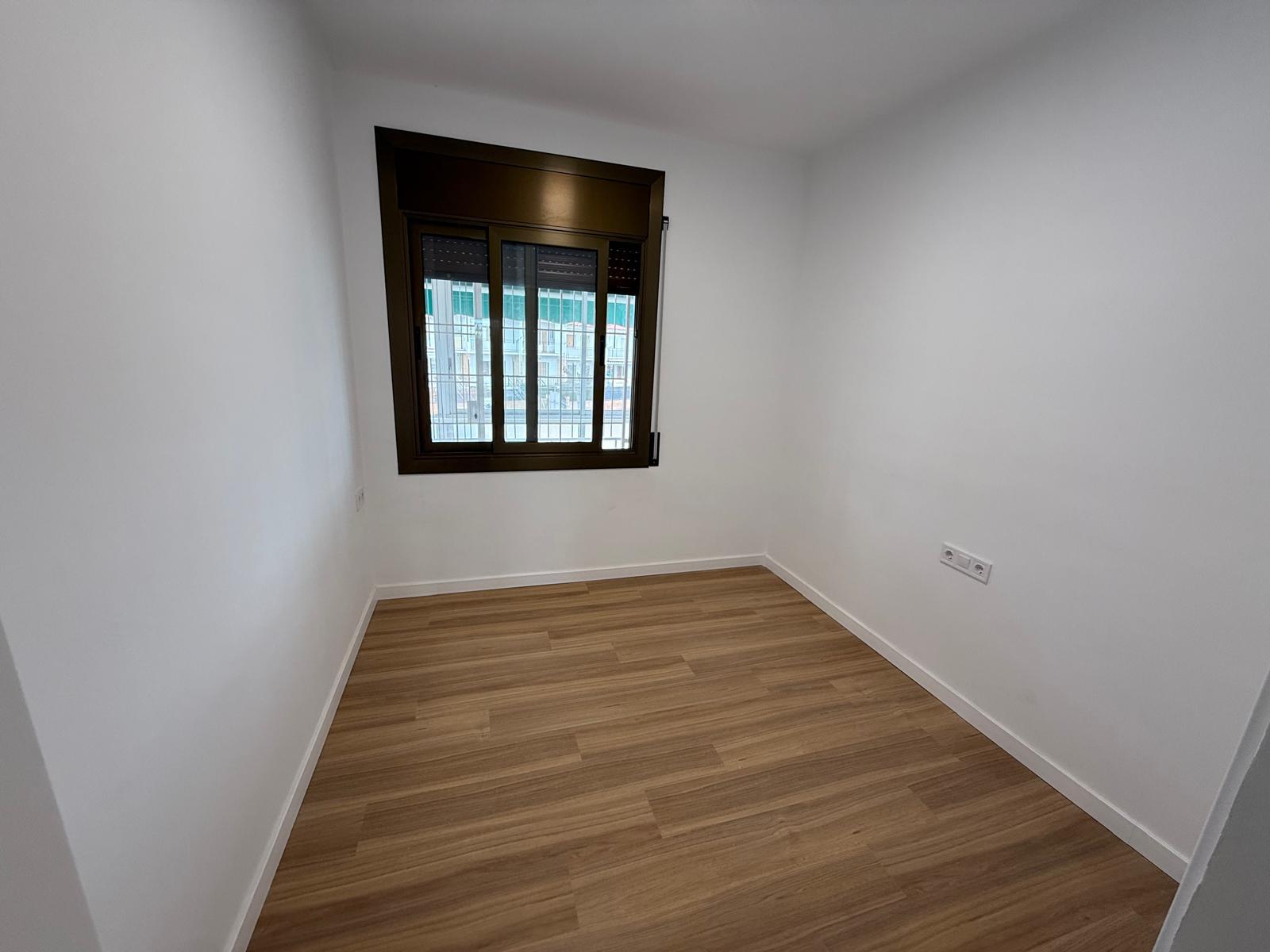 Imagen 14 Casa Pareada en venta en Vendrell El / En el corazón de comarruga a 200mts del mar.