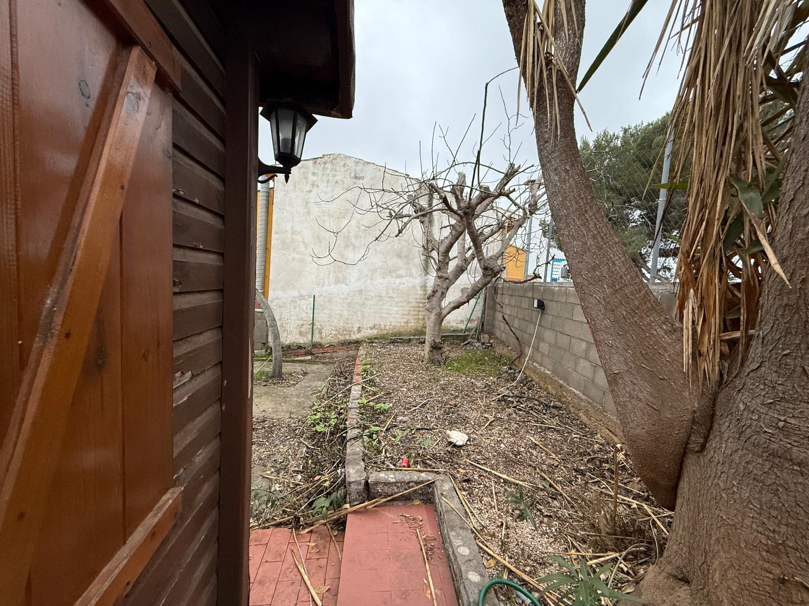 Imagen 15 Casa Aislada en venta en Pobla De Montornès La / En la urb el Poblado.