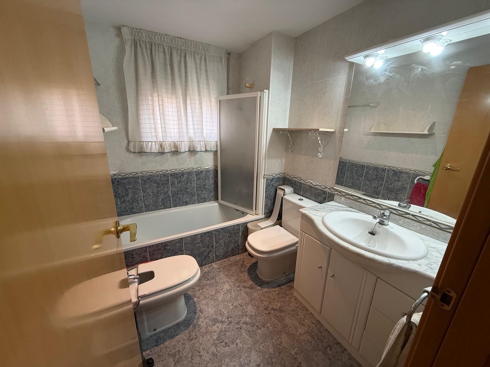 Imagen 13 Piso en venta en Calafell / En primera linea de mar lateral