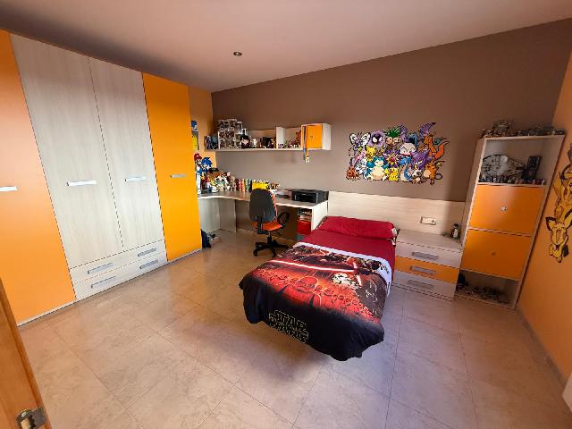 Imagen 22 Inmueble 300410 - Casa Pareada en venta en Bisbal Del Penedès (La) / En el mismo centro del pueblo.