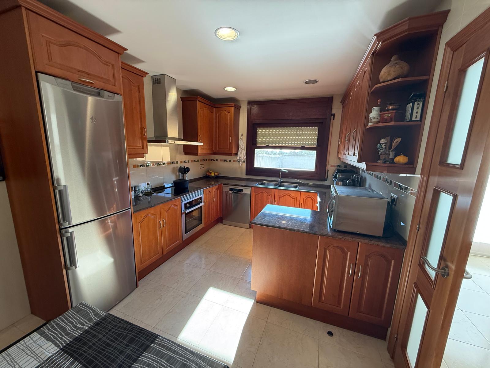 Imagen 12 Casa Pareada en venta en Bisbal Del Penedès La / En el mismo centro del pueblo.