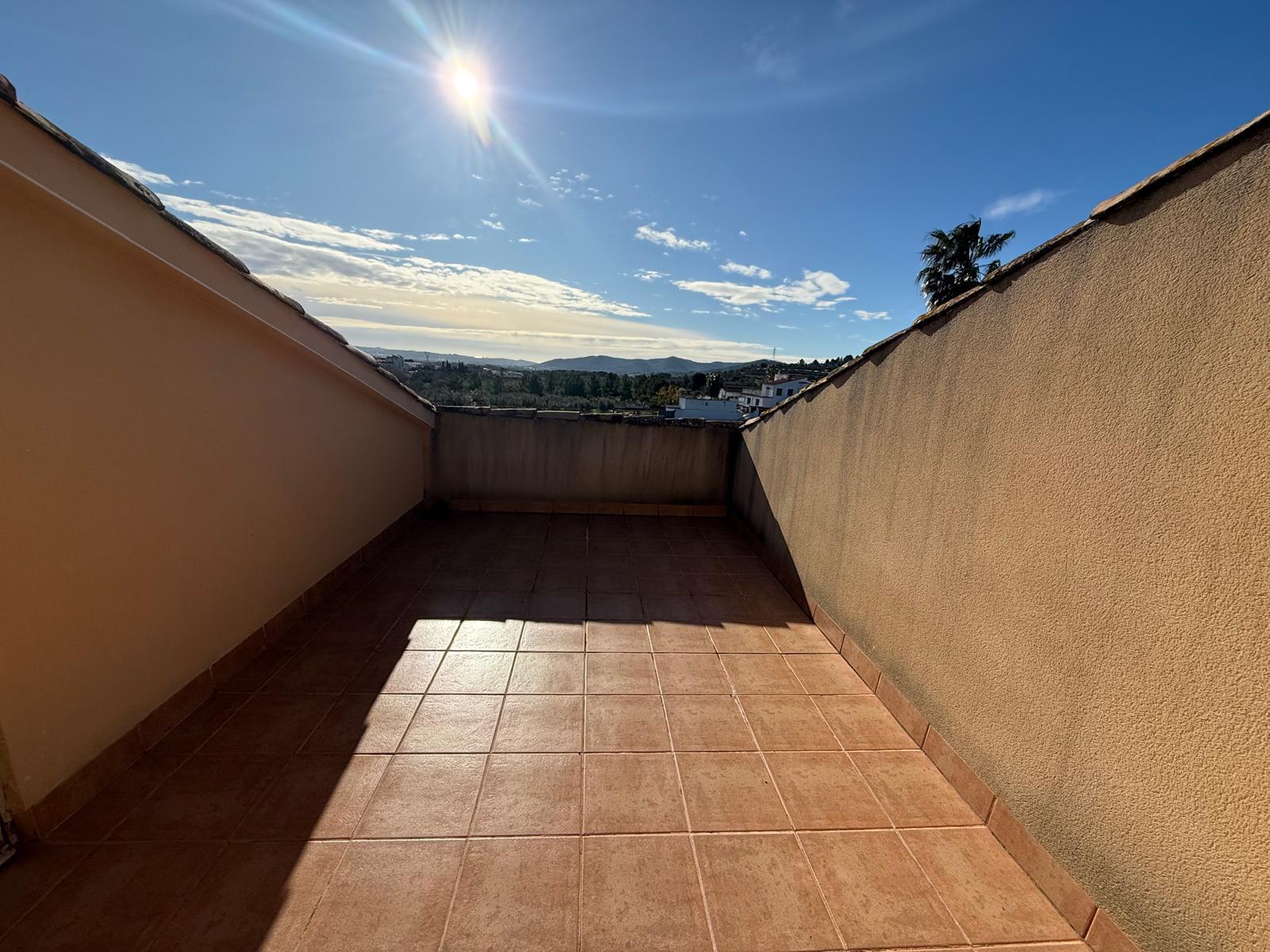 Imagen 37 Casa Pareada en venta en Bisbal Del Penedès La / En el mismo centro del pueblo.