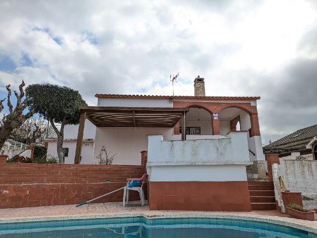 Imagen 25 Inmueble 301399 - Casa Aislada en venta en Bisbal Del Penedès (La) / En la urbanización Can Gordei