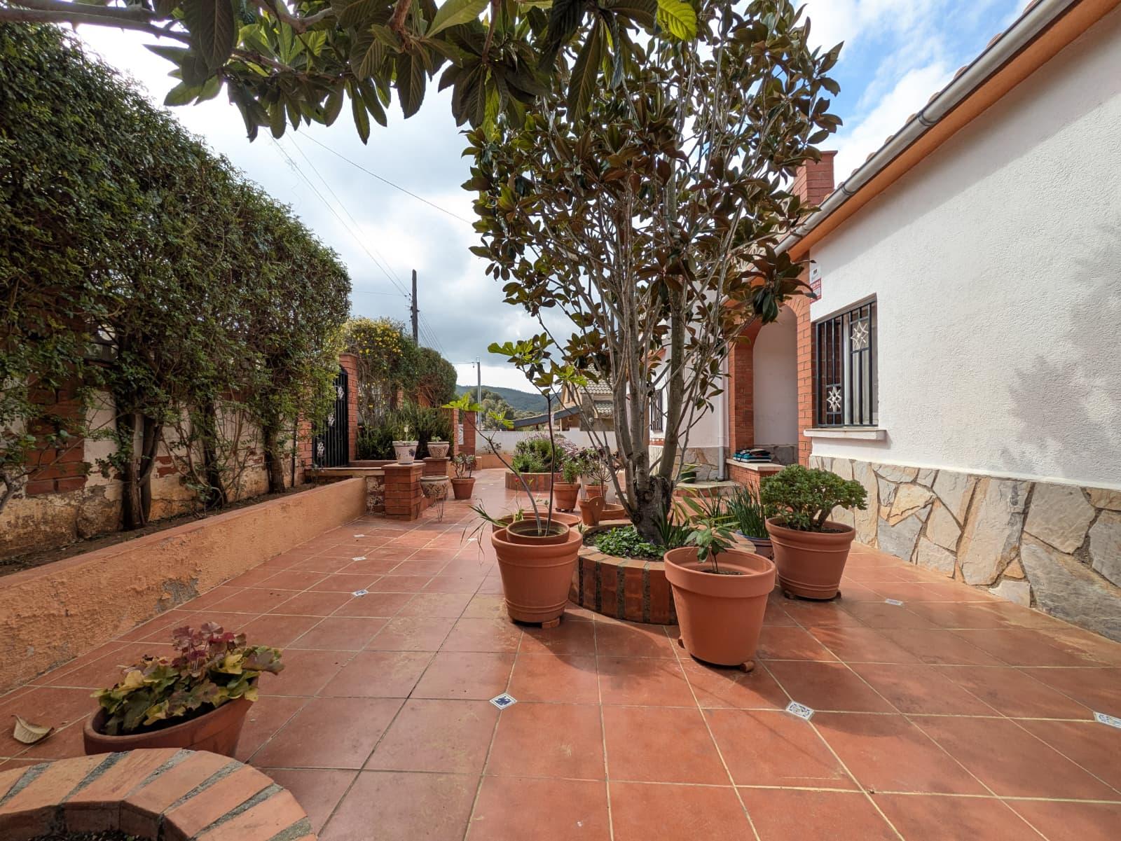 Imagen 32 Casa Aislada en venta en Bisbal Del Penedès La / En la urbanización Can Gordei