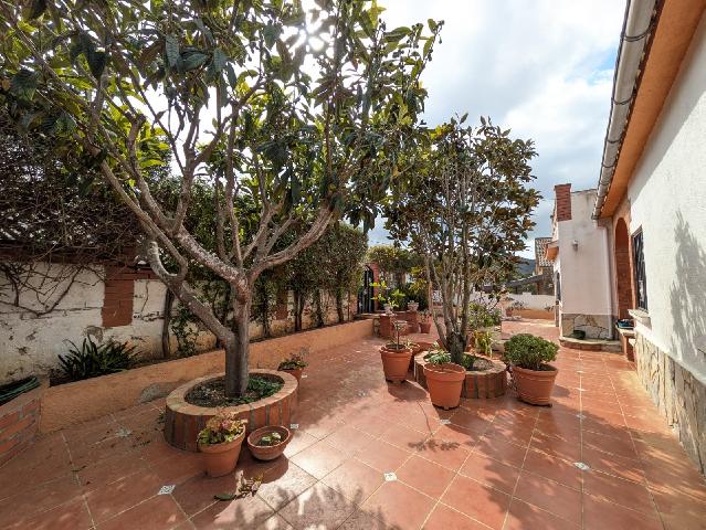 Imagen 34 Inmueble 301399 - Casa Aislada en venta en Bisbal Del Penedès (La) / En la urbanización Can Gordei