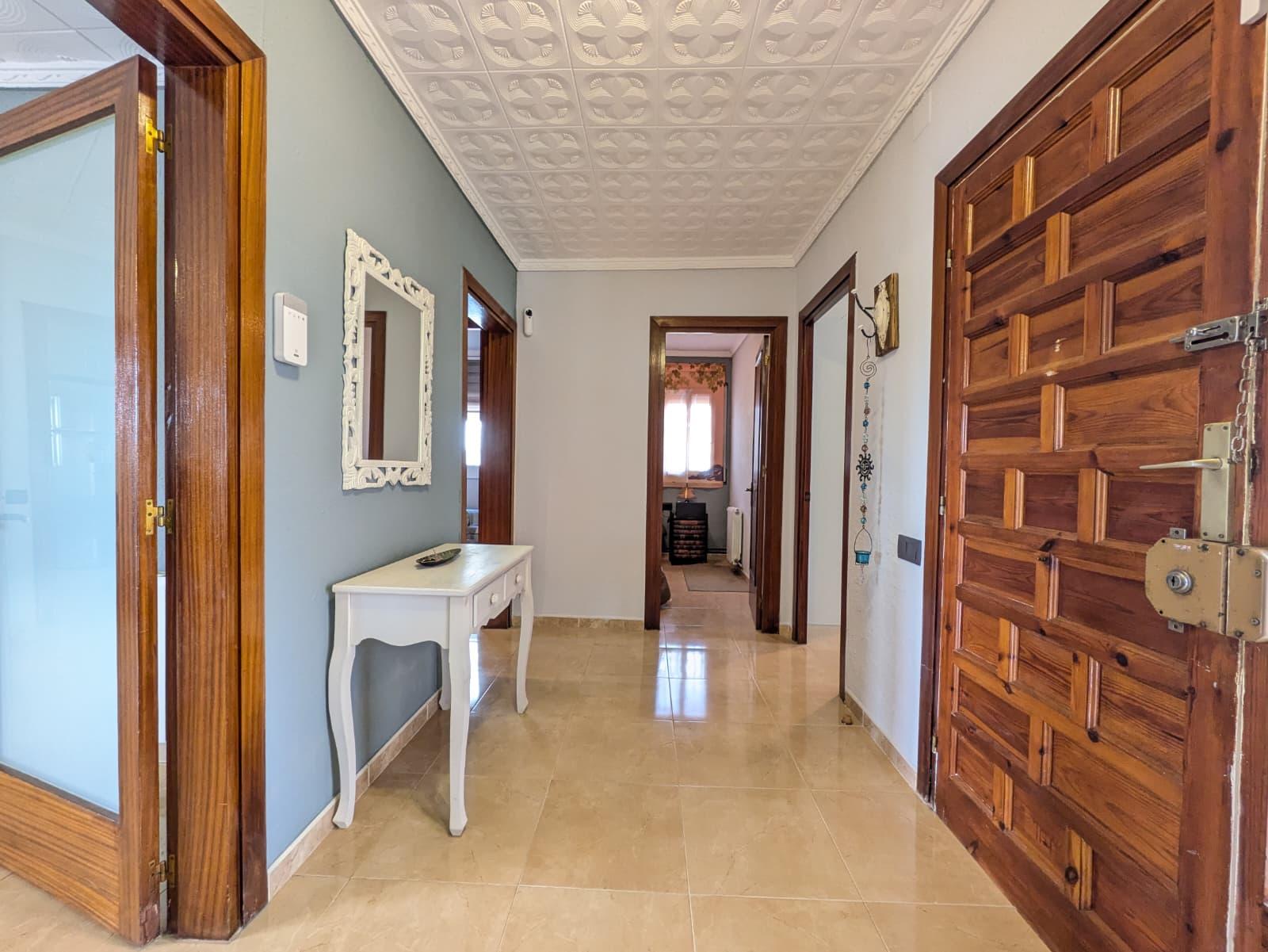 Imagen 3 Casa Aislada en venta en Bisbal Del Penedès La / En la urbanización Can Gordei