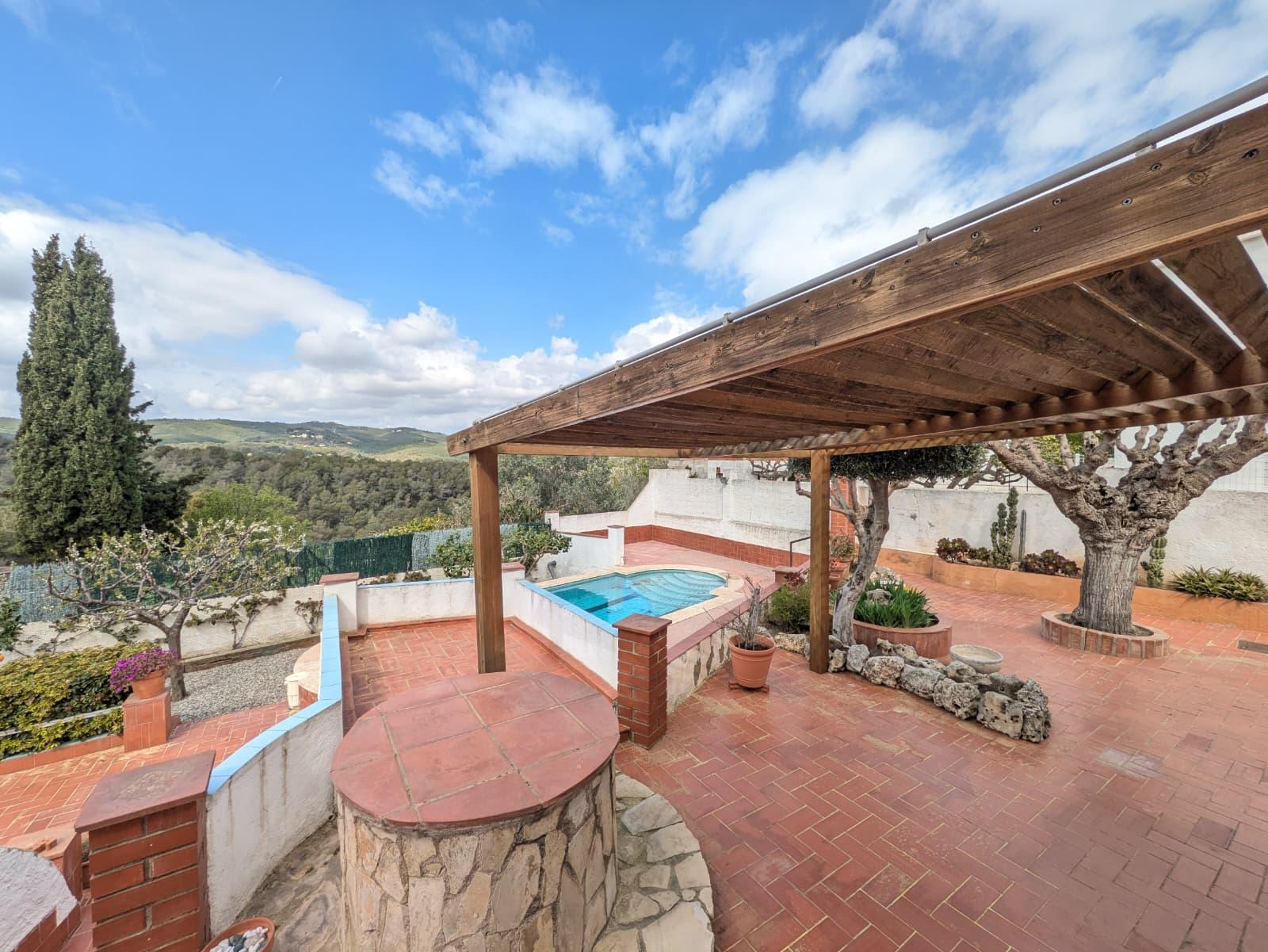 Imagen 1 Casa Aislada en venta en Bisbal Del Penedès La / En la urbanización Can Gordei