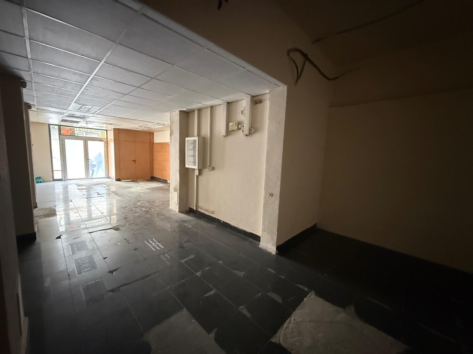 Imagen 2 Local Comercial en venta en Vendrell El / Carretera de Valls