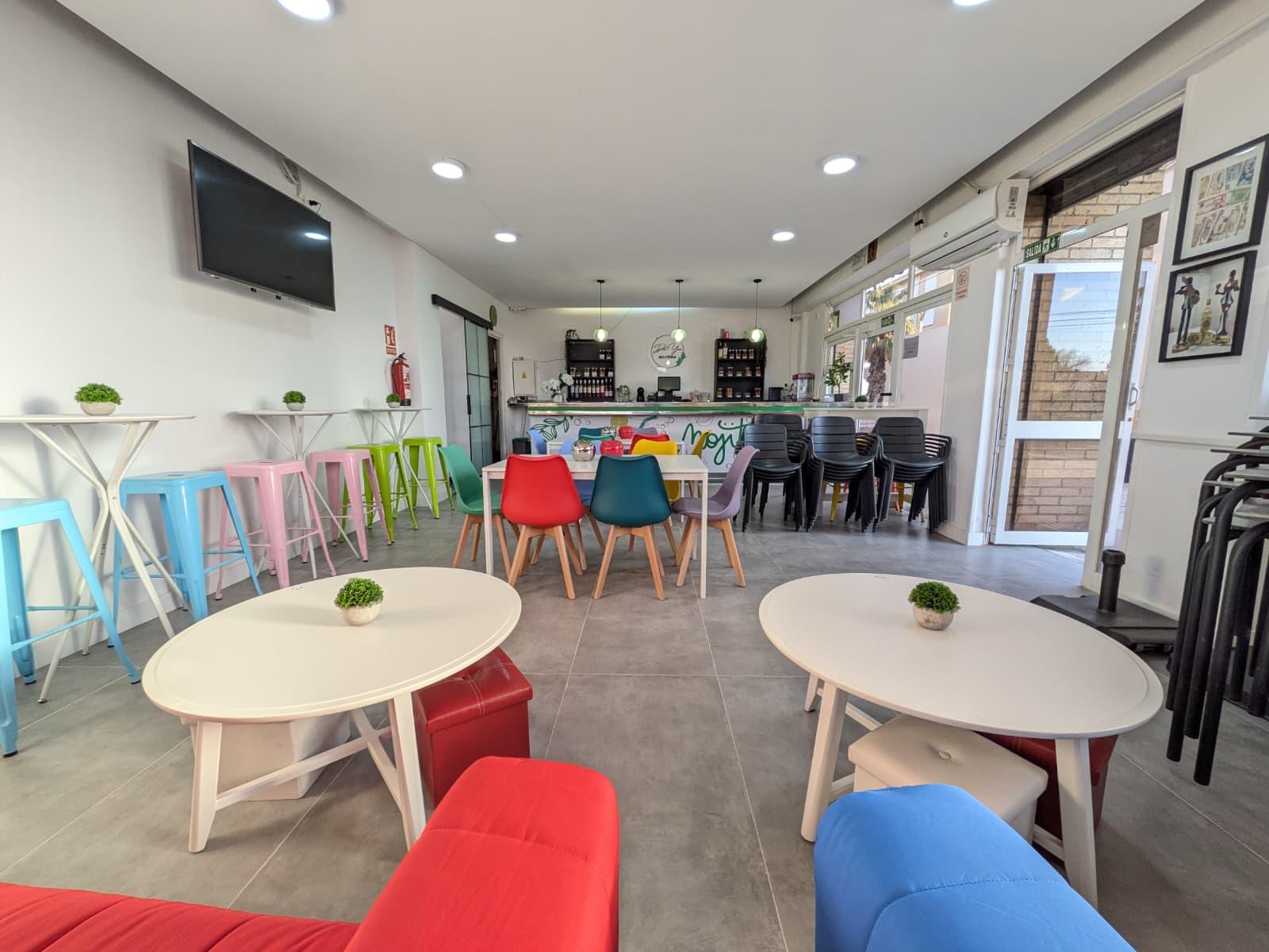 Imagen 1 Local Comercial en venta en Vendrell El / Local comercial en la avenida Sanatori