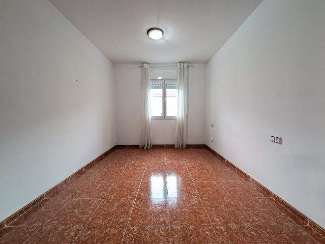 Imagen 7 Inmueble 301658 - Apartamento en venta en Llorenç Del Penedès / Cercano a supermercado