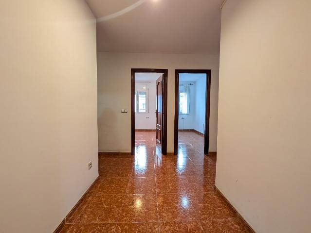 Imagen 12 Inmueble 301658 - Apartamento en venta en Llorenç Del Penedès / Cercano a supermercado
