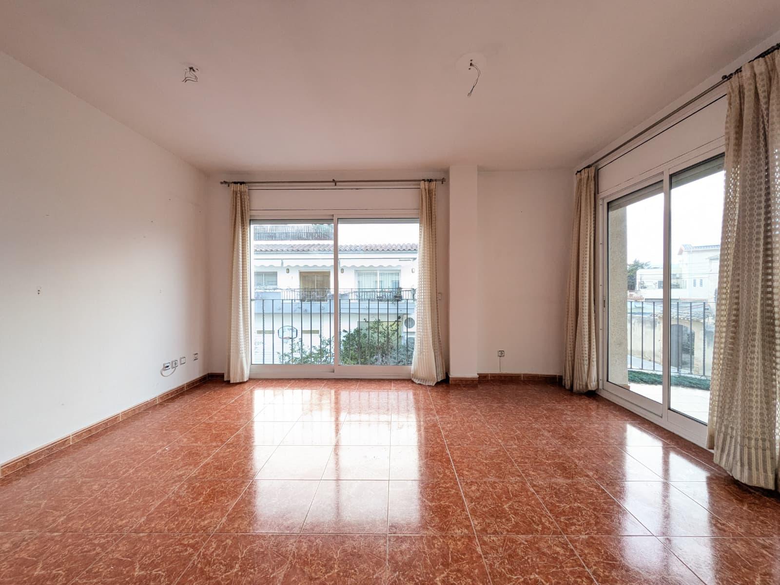 Imagen 4 Apartamento en venta en Llorenç Del Penedès / Cercano a supermercado