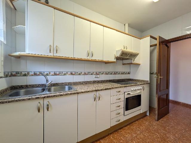 Imagen 21 Inmueble 301658 - Apartamento en venta en Llorenç Del Penedès / Cercano a supermercado