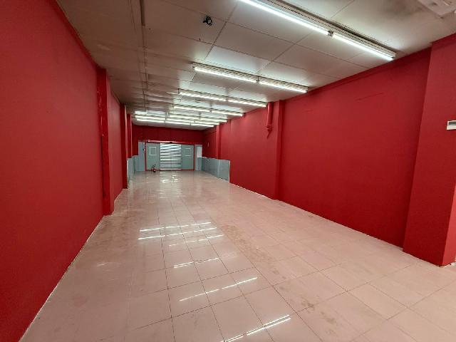 Imagen 5 Inmueble 303719 - Local Comercial en alquiler en Vendrell (El) / Local en venta a 2 minutos del centro 