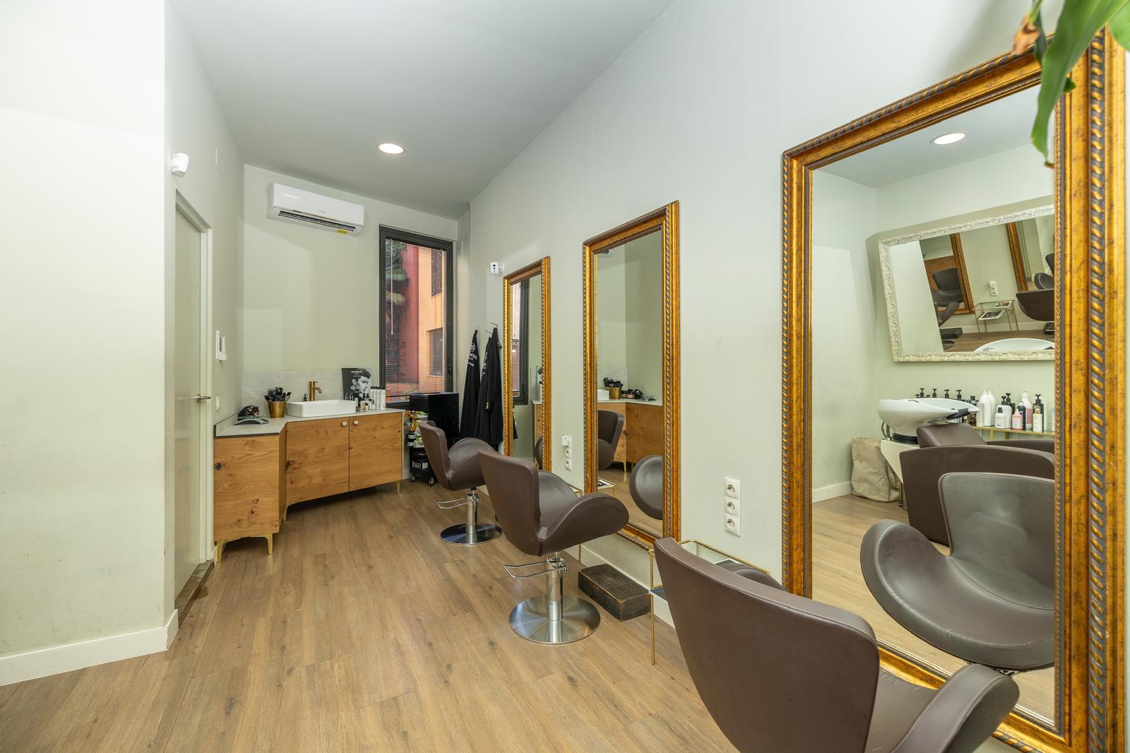 Imagen 9 Local Comercial en alquiler en Palma / Proximo Sindicato