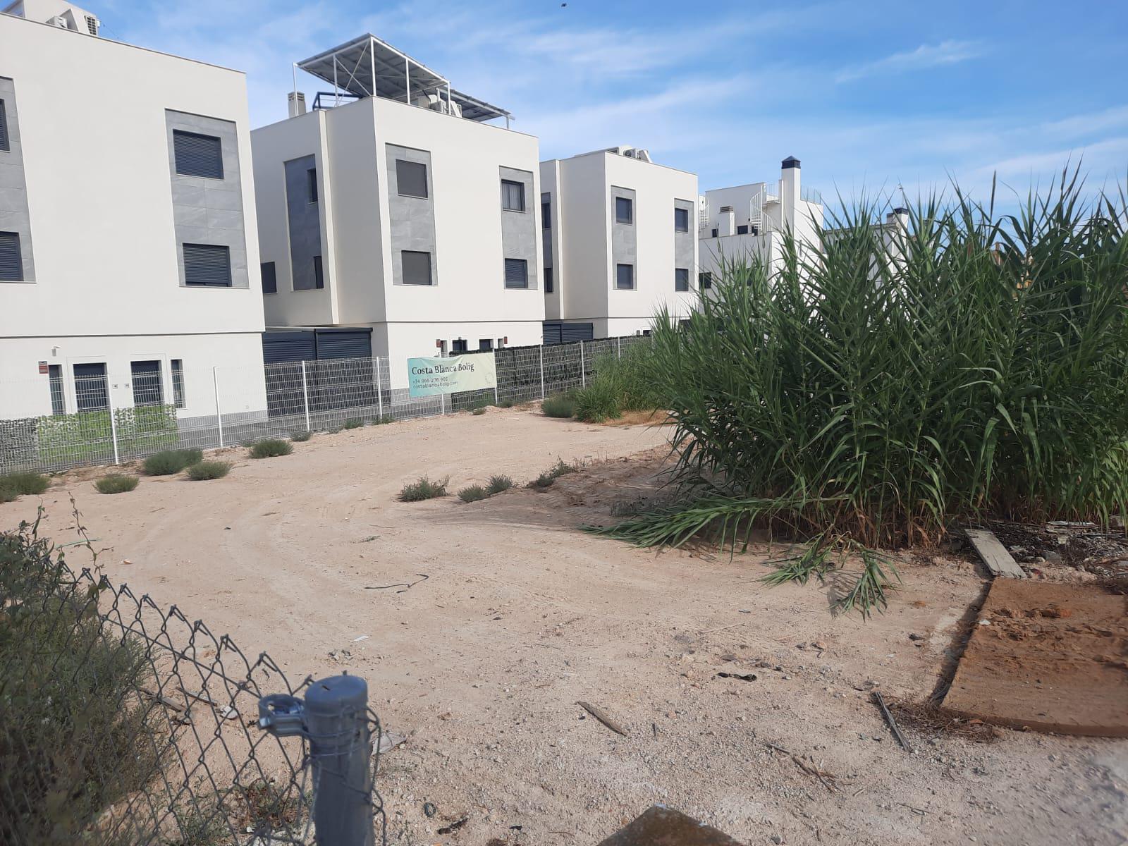 Imagen 3 Solar Urbano en venta en Guardamar Del Segura / A 1 km de la playa de Guardamar Imagen 3 Solar Urbano en venta en Guardamar Del Segura / A 1 km de la playa de Guardamar