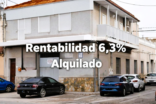 Imagen 1 Inmueble 296497 - Casa Adosada en venta en Orihuela / A 10 minutos andando del centro de Orihuela